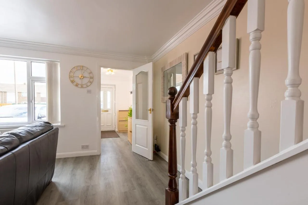 Hullidays East Modern Detached 3 Bed House Apartment Kingston upon Hull