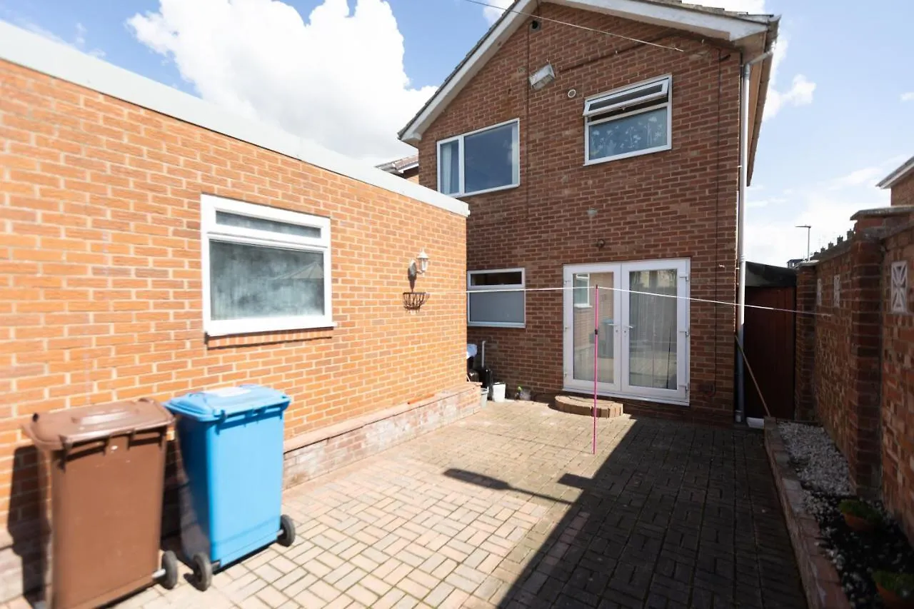 Hullidays East Modern Detached 3 Bed House Apartment Kingston upon Hull United Kingdom