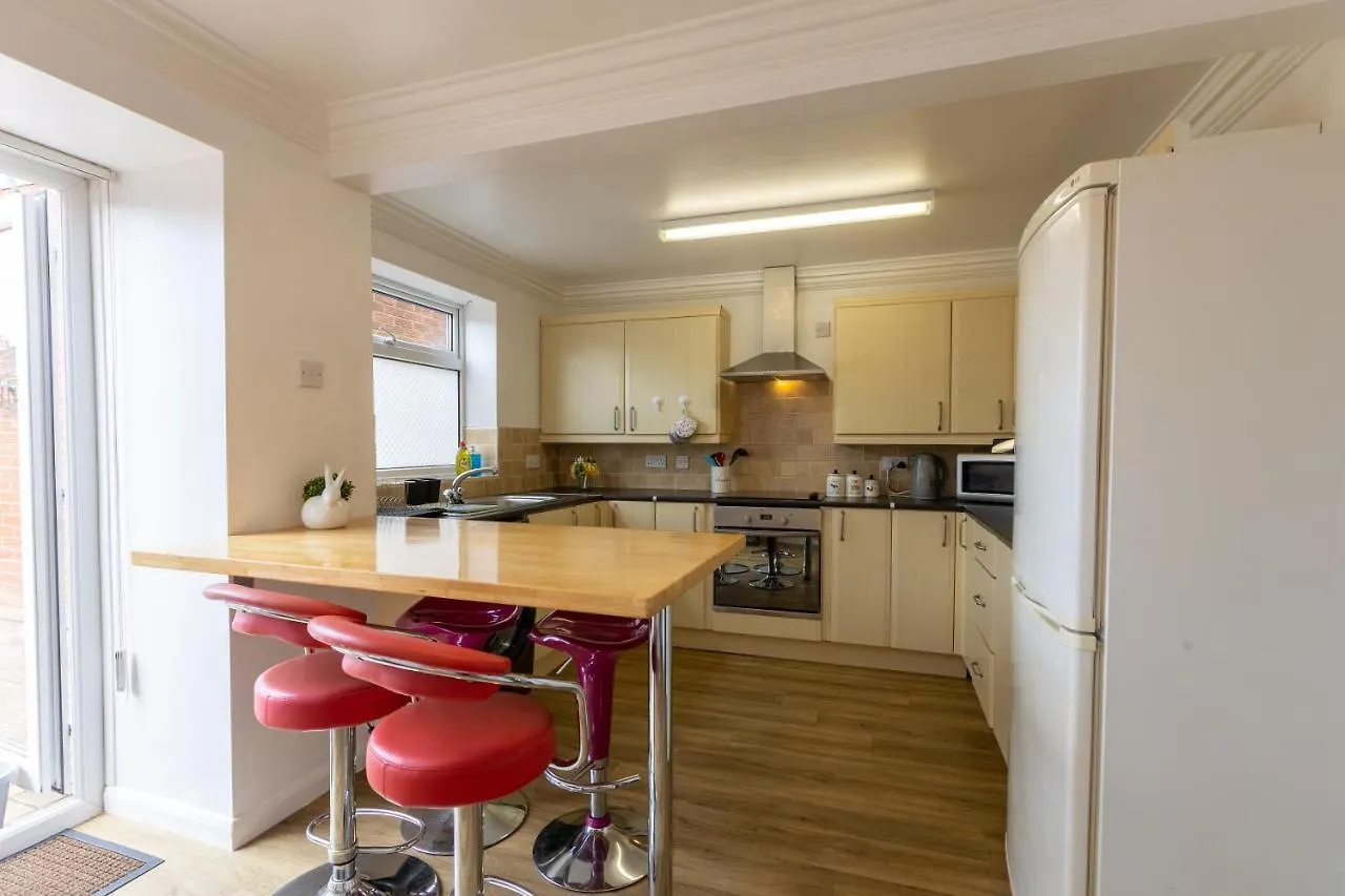 Hullidays East Modern Detached 3 Bed House Apartment Kingston upon Hull 0*,  United Kingdom
